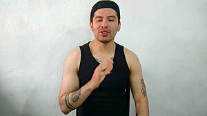 I convinced my married friend to suck my 20cm cock at work.