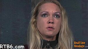 Hot babe screams as her smooth ass gets whipped in bondage