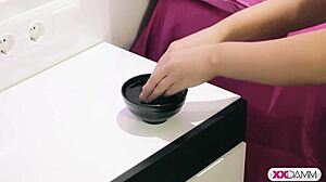 呃，Lindas按摩第一部分让我很兴奋，你知道