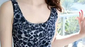 i’m obsessed with sucking and fucking this teen’s shaved pussy in pov