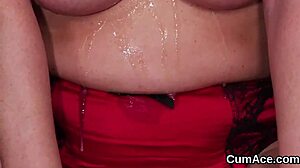 Does kinky bombshell suck all jism?