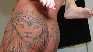 Danaxmuscles and Joslyn Jane eat and fuck hard, full video?