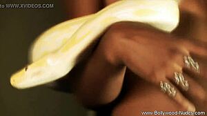 Geez, this Bolly babe’s so pretty, I can’t even... ya know?