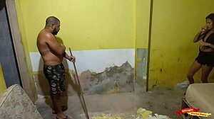 Seduce the bricklayer hired by my husband for home work