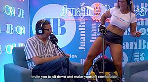 Kata Sanchez Milf Cums On Vibrating Machine