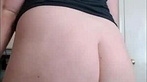 uh, striptease ass worship vid in hd, so damn hot