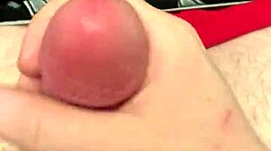 Quick jack off and cumshot before bed!