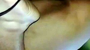 My first time squirting~