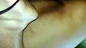 My first time squirting~