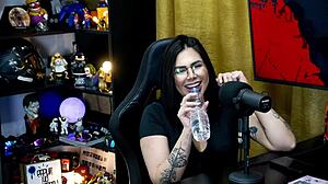 Ruan Shows Cock to Lary Cubas Outdoors