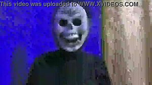 Homem Caveira Fodendo Gostoso e Delicioso em Cena Gay Intensa