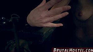 哎呀金发18+Aidra Fox和Kharlie Stone绑缚振动棒超激烈！