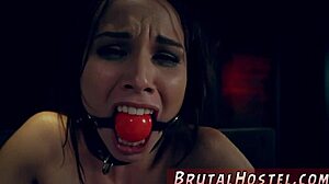 哎呀金发18+Aidra Fox和Kharlie Stone绑缚振动棒超激烈！