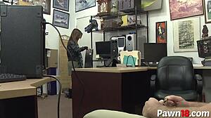 The brunette rockstar sucked the monster cock in hardcore reality sex