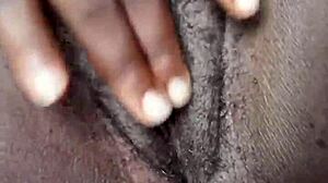 man, this delicious bbw pussy with shaved lips is just too good! 😍