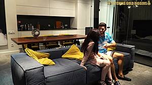 在Badoo上搭讪的女孩得到大鸡巴 😈