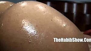 Hey, amatuer freak chiraq hood bitch synamon redboned nut bumped