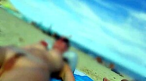 Hey! Missspisss flashes big cock on Mallorca beach!