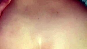 我害羞的女友有着美丽的身体，让我录下我们的激情时刻