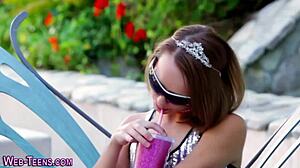 spex teen 18+ lesbians licking