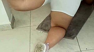 latina shows huge ass in tiny yoga thong