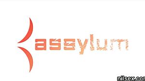 Damn! Sexy girl gets anal therapy in loony bin for wild ass play!