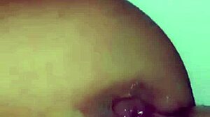 Meu amigo apertou o pau e eu dei gostoso! 😏