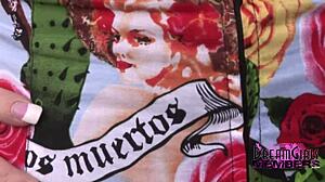 nerdy cutie flashes all in ybor city 😍