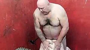 novinha loves older guy taking her doggystyle for ultimate pleasure in lingerie