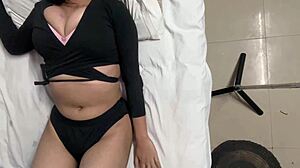 Delhi College Girl in Uniform Screamed in Doggy Style