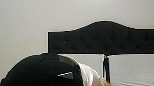 Employee gets fucked for money, big cock action 😏