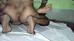 丰满人妻跟男友第一次肛交紧屁眼撑超宽