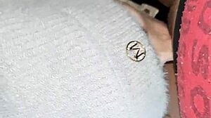 my neighbor licks me in abandoned barn. total secret lesbian vibes!