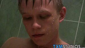 Twinks dive into kinky foot fetish fun