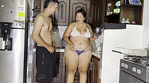 后妈厨房惊喜意外结局