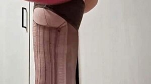 Balloon mistress Elza Kom dominates with curvy striptease and raw fucking.