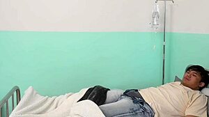 嘿宝贝，我和医生一起为你加油，嘴被狠狠干着！