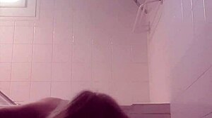 i cum on her tits with handjob