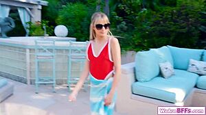 Lesbian babe pussylicks two best friends