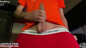 Prollking XXL - Check out my massive bulge in socks 😏