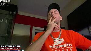 Prollking XXL - Check out my massive bulge in socks 😏