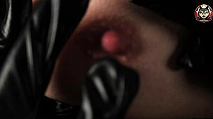 网袜辣妈每晚都 craving狂野玩乐为啥？