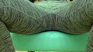 Babe, tease me more in those leggings, please!