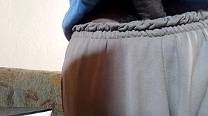 Maluma boldly shows his athletic cock in amateur fitness