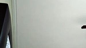 旅馆偷拍情人激情猛干