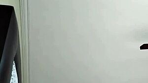 旅馆偷拍情人激情猛干