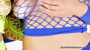 lube slathered ladies skylar snow and violet starr share slippery bodies 😏