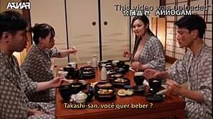 日本大奶亚洲熟女Kanaya Uno家庭旅行操大屁股