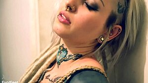 princess tied for foot worship