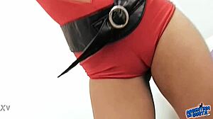 huge natural boobs teen model in spandex 😍